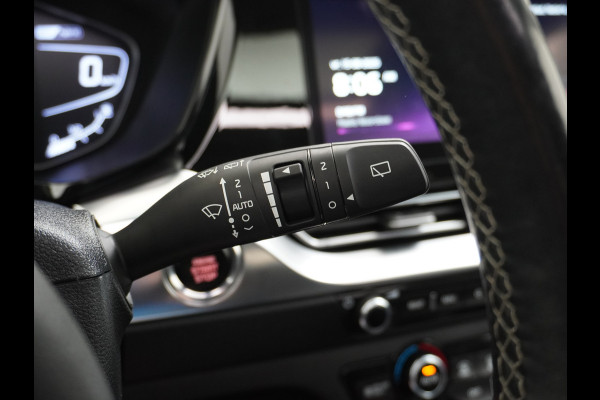 Kia Niro 1.6GDi 142PK Hybrid Autom. ExecutiveLine Leder+Memory Schuif-kanteldak Trekhaak JBL®-Sound Apple Carplay Android Auto Adap.Cruis DAB Keyless Led Privacy Glas Subwoofer Rijstrooksensor Regen-Lichtsensor 1e Eigenaar Dealeronderhouden Zeer compleet!