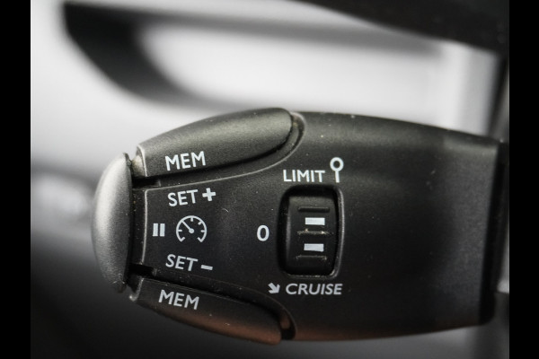 Peugeot Expert XL 2.0HDI 145pk 3Pers. Financial Lease €301,- p/mnd Navi Apple Carplay Android Auto Airco 2xSchuifdeur Pdc Cruise DAB+ Bordherke Regen/Lichtsensor Dodehoeksensor SpoorAssist Voorruit+Wisserverwarmd 1e Eigenaar Euro 6 370Nm koppel