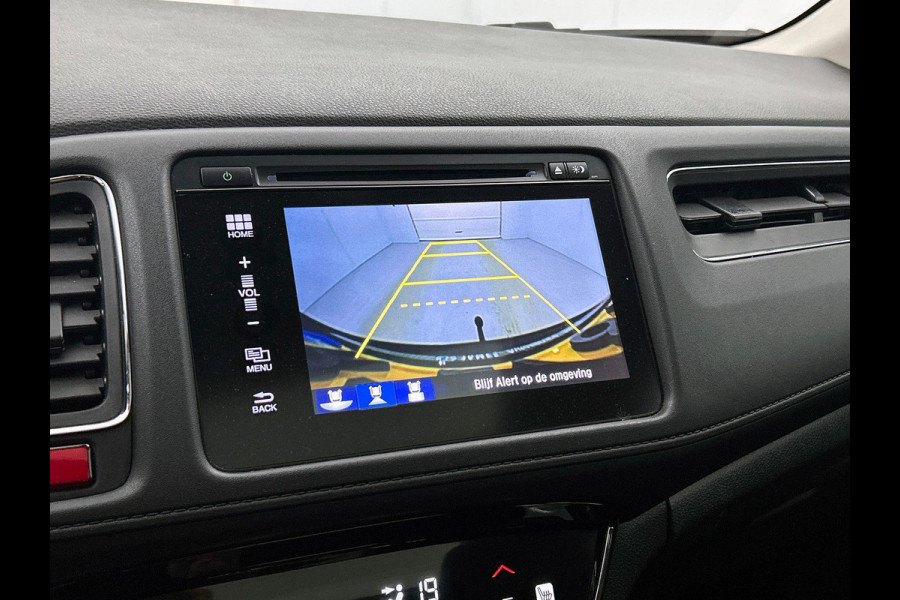 Honda HR-V 1.5 i-VTEC Executive PANO CAMERA NAVI TREKHAAK