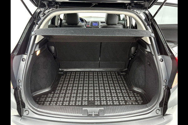 Honda HR-V 1.5 i-VTEC Executive PANO CAMERA NAVI TREKHAAK