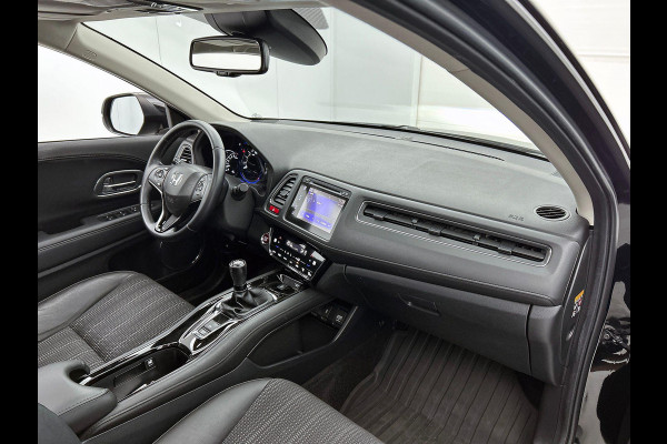 Honda HR-V 1.5 i-VTEC Executive PANO CAMERA NAVI TREKHAAK