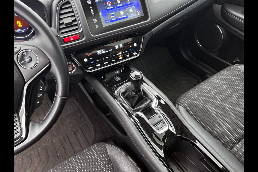 Honda HR-V 1.5 i-VTEC Executive PANO CAMERA NAVI TREKHAAK