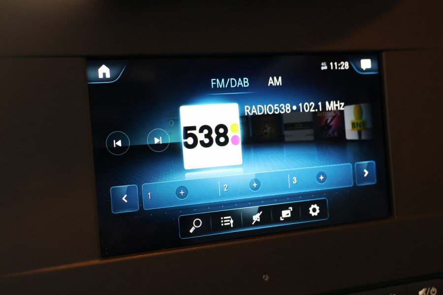 Mercedes-Benz Sprinter 314 2.2 CDI L2H2 | MBUX | Navigatie | Cruise control | Camera | CarPlay | Android Auto | Airco | Nieuwe APK | Groot Onderhoud | NL Auto