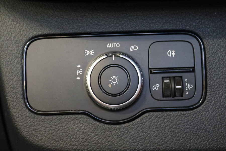 Mercedes-Benz Sprinter 314 2.2 CDI L2H2 | MBUX | Navigatie | Cruise control | Camera | CarPlay | Android Auto | Airco | Nieuwe APK | Groot Onderhoud | NL Auto