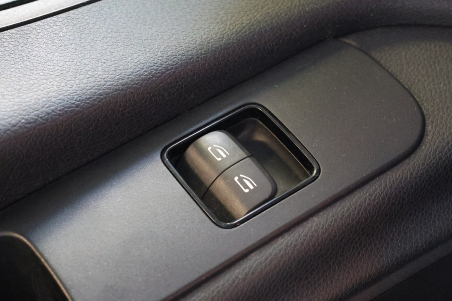Mercedes-Benz Sprinter 314 2.2 CDI L2H2 | MBUX | Navigatie | Cruise control | Camera | CarPlay | Android Auto | Airco | Nieuwe APK | Groot Onderhoud | NL Auto