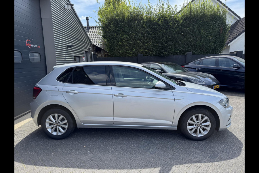 Volkswagen Polo 1.0 TSI DSG Highline Business R | Camera | DAB | Carplay | Lichtmetalen Velgen | Climate Control |