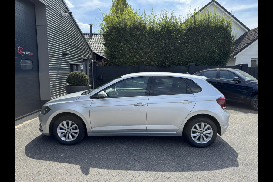 Volkswagen Polo 1.0 TSI DSG Highline Business R | Camera | DAB | Carplay | Lichtmetalen Velgen | Climate Control |