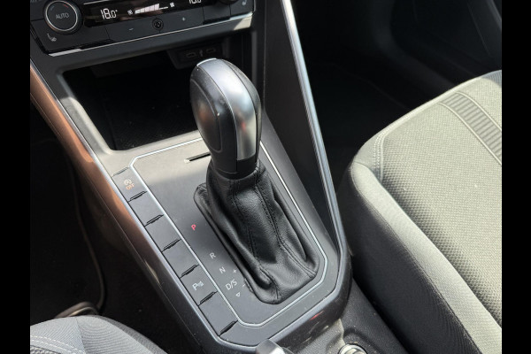 Volkswagen Polo 1.0 TSI DSG Highline Business R | Camera | DAB | Carplay | Lichtmetalen Velgen | Climate Control |