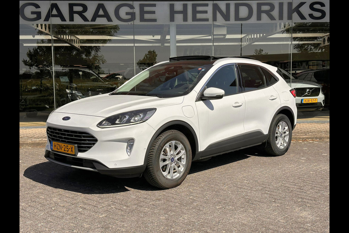 Ford Kuga 2.5 PHEV Titanium | Pano | Trekhaak 1500kg | Adaptive CC | Climate | Navi | All season banden | occasion Ford Kuga 2.5 PHEV Titanium | Pano | Trekhaak 1500kg | Adaptive CC | Climate | Navi | All season banden | occasion
