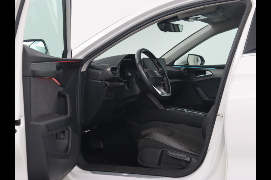 Seat Leon 1.4 TSI eHybrid PHEV Xcellence | Trekhaak | Stoel & stuurverwarming | Carplay | Navigatie | Adaptive cruise | Full LED | Park Assist | Climate control | Keyless | Plug In