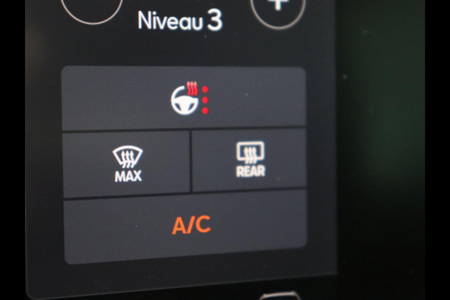 Seat Leon 1.4 TSI eHybrid PHEV Xcellence | Trekhaak | Stoel & stuurverwarming | Carplay | Navigatie | Adaptive cruise | Full LED | Park Assist | Climate control | Keyless | Plug In
