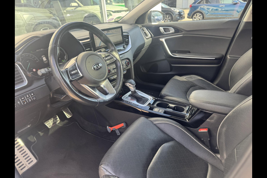 Kia Xceed 1.6 GDi PHEV ExecutiveLine | 1e eig. | Origineel NL Auto | Trekhaak | Panoramadak