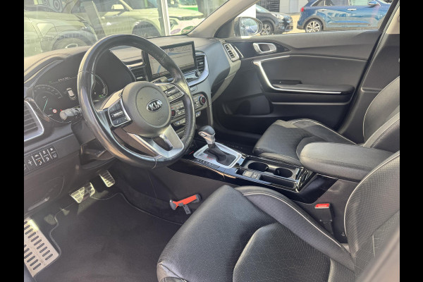 Kia Xceed 1.6 GDi PHEV ExecutiveLine | 1e eig. | Origineel NL Auto | Trekhaak | Panoramadak