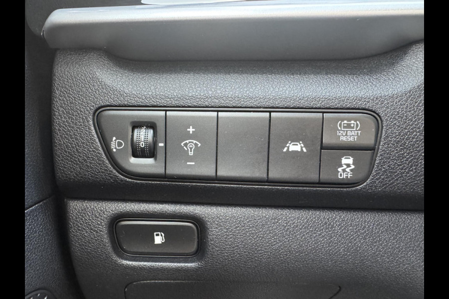 Kia Niro 1.6 GDi Hybrid DynamicLine | 1e Eig | Trekhaak | Navigatie | Achteruitrijcamera