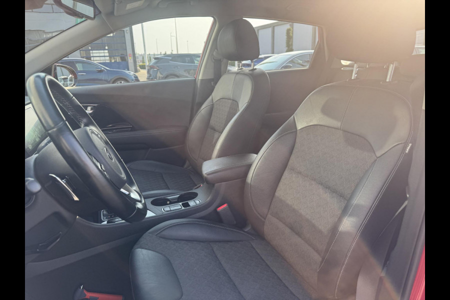 Kia Niro 1.6 GDi Hybrid DynamicLine | 1e Eig | Trekhaak | Navigatie | Achteruitrijcamera