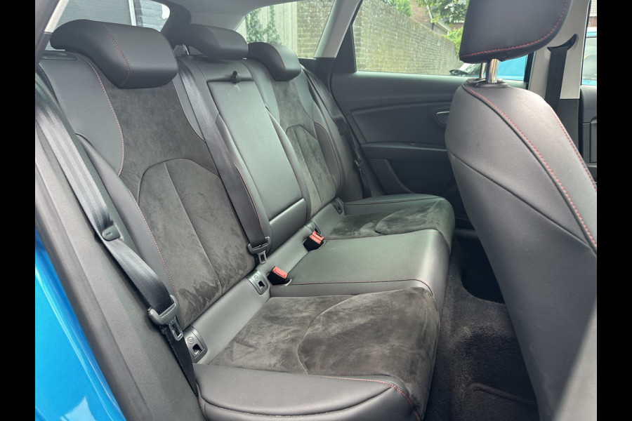 Seat León ST 1.4 EcoTSI FR Connect HALF LEDER/ALCANTARA / PANO / CLIMA / AUTOMAAT