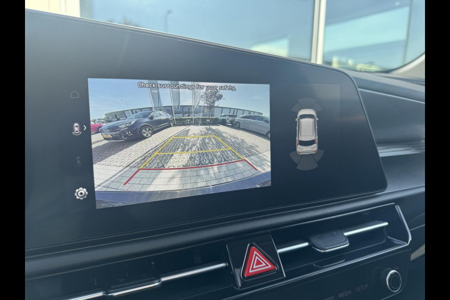Kia Niro EV DynamicPlusLine 64.8 kWh | Schuifdak | Stoel en Stuurverwarming | Elektrische Achterklep