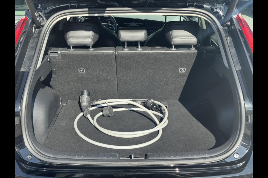 Kia Niro EV DynamicPlusLine 64.8 kWh | Schuifdak | Stoel en Stuurverwarming | Elektrische Achterklep