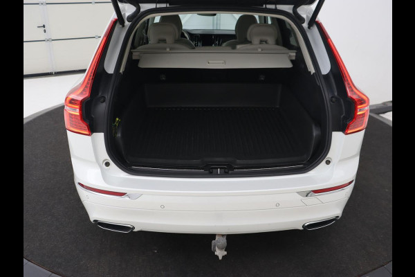 Volvo XC60 2.0 Recharge T8 AWD Inscription | Panoramadak | Trekhaak | Leder | Camera | Carplay | Navigatie | Memory | Keyless | PHEV | Plug In
