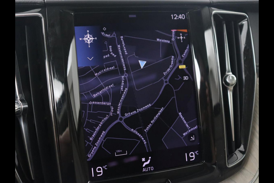 Volvo XC60 2.0 Recharge T8 AWD Inscription | Panoramadak | Trekhaak | Leder | Camera | Carplay | Navigatie | Memory | Keyless | PHEV | Plug In
