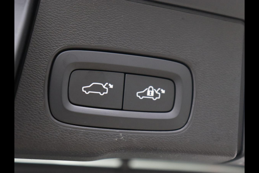 Volvo XC60 2.0 Recharge T8 AWD Inscription | Panoramadak | Trekhaak | Leder | Camera | Carplay | Navigatie | Memory | Keyless | PHEV | Plug In