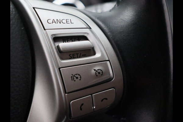 Nissan QASHQAI 1.2 N-Vision Navigatie Rondomzicht/camera Stoelverwarming