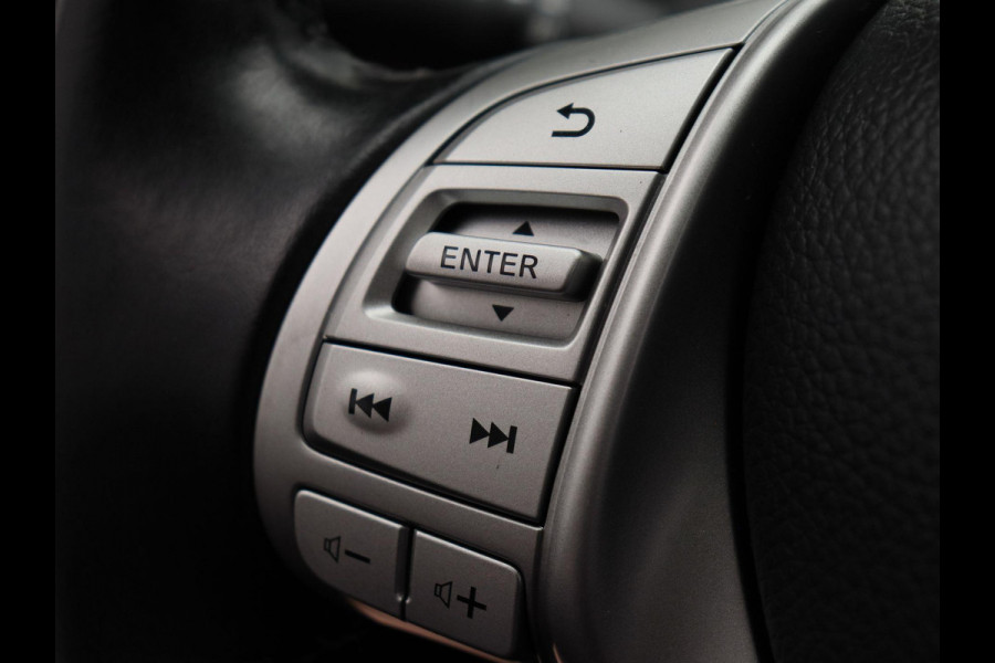 Nissan QASHQAI 1.2 N-Vision Navigatie Rondomzicht/camera Stoelverwarming