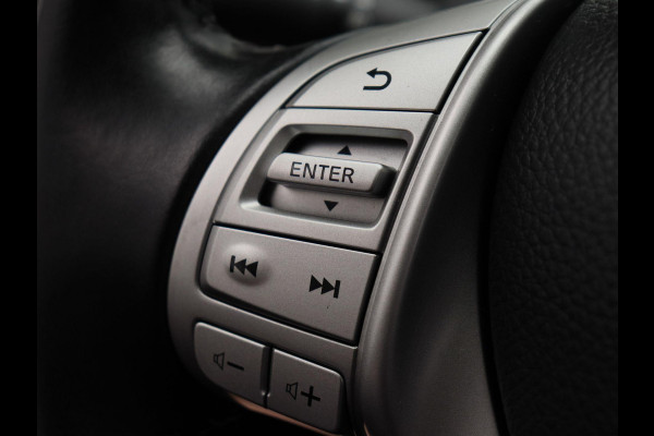 Nissan QASHQAI 1.2 N-Vision Navigatie Rondomzicht/camera Stoelverwarming