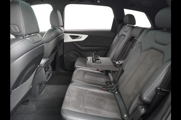 Audi Q7 55 TFSI e quattro S LINE in - exterieur | MEGA VOL! | HEAD UP | LUCHTVERING |360gr | ADD. CRUISE | STOELVERWARMING VOOR+ ACHTER| RIJKLAARPRIJS INCL. 12MND BOVAG