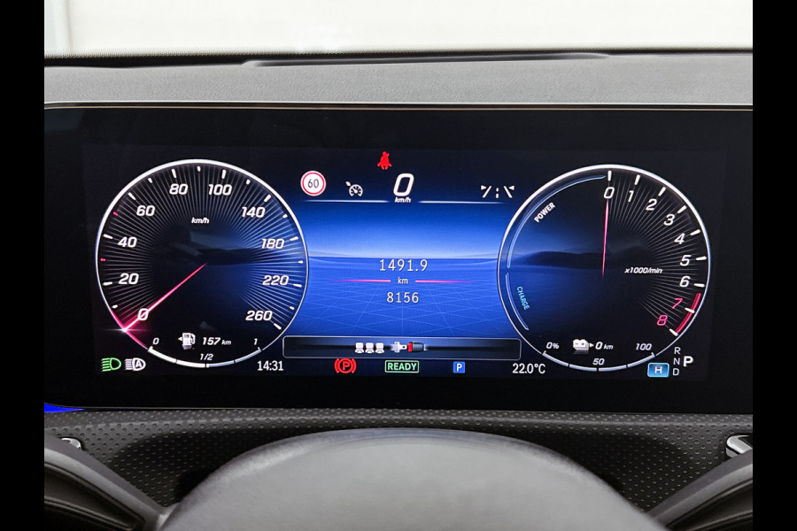 Mercedes-Benz A-Klasse 250 e Business Solution AMG | AMG Line Plus pakket | Nightpakket | Dodehoekassistent | Parkeerpakket met 360°-camera | Antidiefstalpakket URBAN GUARD PLUS | Head-up display | Winter pakket | KEYLESS GO |