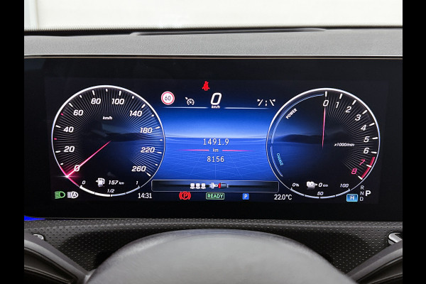 Mercedes-Benz A-Klasse 250 e Business Solution AMG | AMG Line Plus pakket | Nightpakket | Dodehoekassistent | Parkeerpakket met 360°-camera | Antidiefstalpakket URBAN GUARD PLUS | Head-up display | Winter pakket | KEYLESS GO |