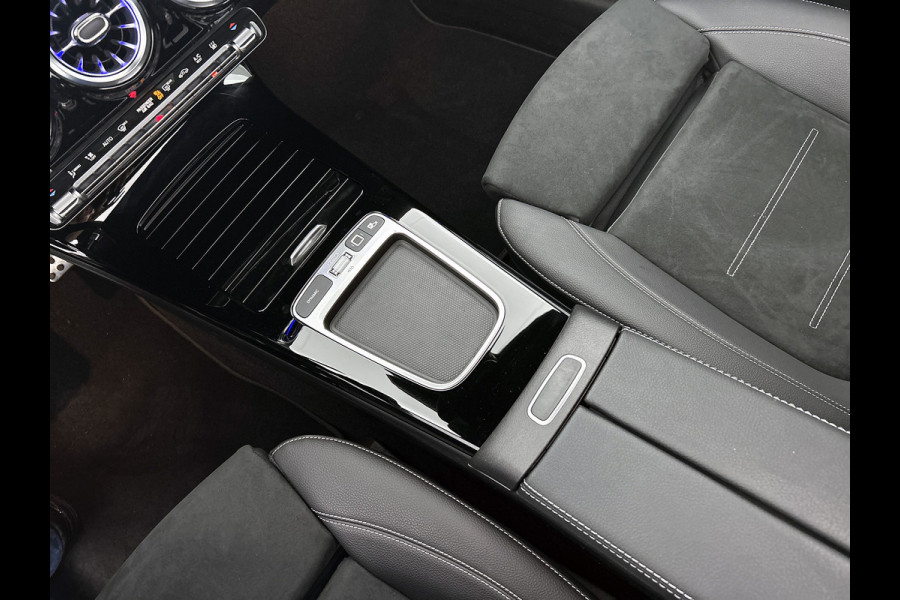 Mercedes-Benz A-Klasse 250 e Business Solution AMG | AMG Line Plus pakket | Nightpakket | Dodehoekassistent | Parkeerpakket met 360°-camera | Antidiefstalpakket URBAN GUARD PLUS | Head-up display | Winter pakket | KEYLESS GO |