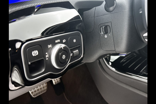 Mercedes-Benz A-Klasse 250 e Business Solution AMG | AMG Line Plus pakket | Nightpakket | Dodehoekassistent | Parkeerpakket met 360°-camera | Antidiefstalpakket URBAN GUARD PLUS | Head-up display | Winter pakket | KEYLESS GO |