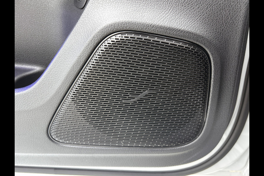 Mercedes-Benz A-Klasse 250 e Business Solution AMG | AMG Line Plus pakket | Nightpakket | Dodehoekassistent | Parkeerpakket met 360°-camera | Antidiefstalpakket URBAN GUARD PLUS | Head-up display | Winter pakket | KEYLESS GO |
