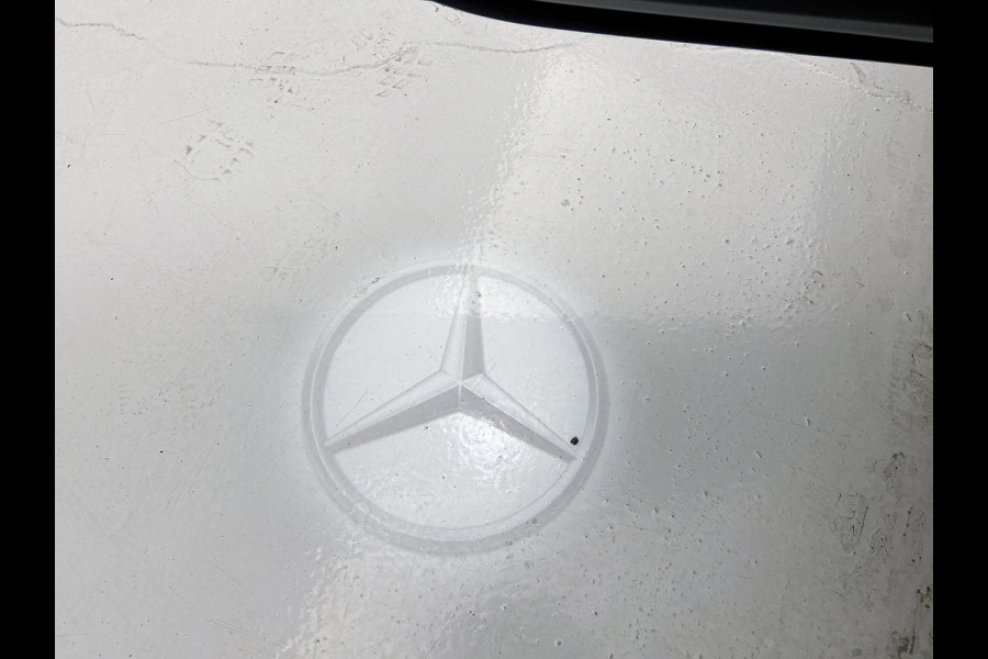 Mercedes-Benz A-Klasse 250 e Business Solution AMG | AMG Line Plus pakket | Nightpakket | Dodehoekassistent | Parkeerpakket met 360°-camera | Antidiefstalpakket URBAN GUARD PLUS | Head-up display | Winter pakket | KEYLESS GO |