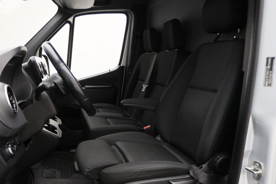 Mercedes-Benz Sprinter 316 CDI Aut. L2H2 360° Camera, LED, Airco, Cruise, Apple Carplay, DAB, Trekhaak, 17''