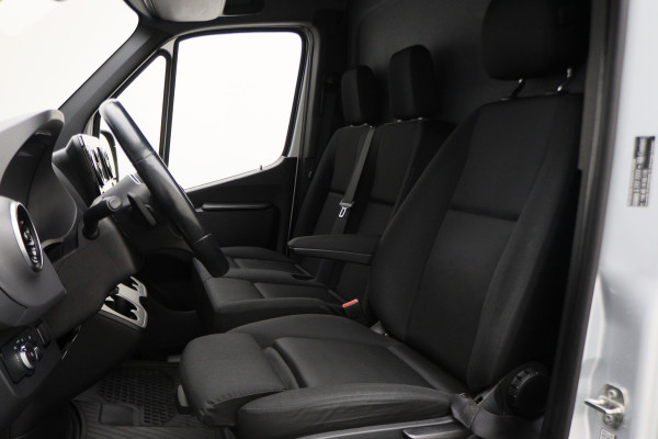 Mercedes-Benz Sprinter 316 CDI Aut. L2H2 360° Camera, LED, Airco, Cruise, Apple Carplay, DAB, Trekhaak, 17''