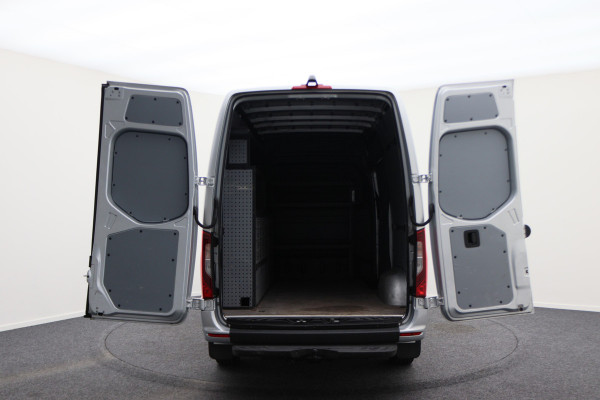 Mercedes-Benz Sprinter 316 CDI Aut. L2H2 360° Camera, LED, Airco, Cruise, Apple Carplay, DAB, Trekhaak, 17''