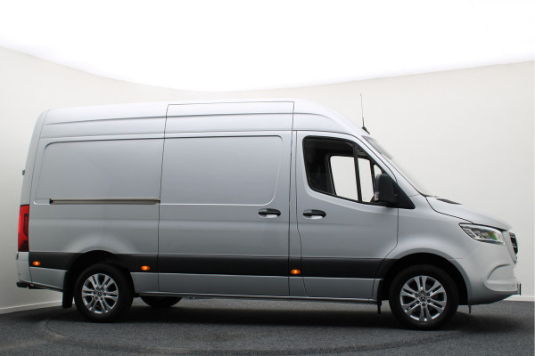 Mercedes-Benz Sprinter 316 CDI Aut. L2H2 360° Camera, LED, Airco, Cruise, Apple Carplay, DAB, Trekhaak, 17''