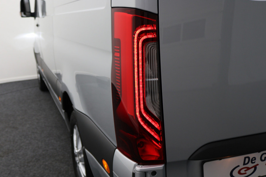 Mercedes-Benz Sprinter 316 CDI Aut. L2H2 360° Camera, LED, Airco, Cruise, Apple Carplay, DAB, Trekhaak, 17''