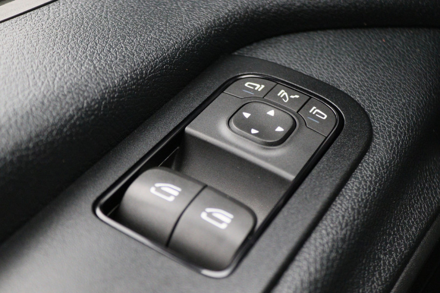 Mercedes-Benz Sprinter 316 CDI Aut. L2H2 360° Camera, LED, Airco, Cruise, Apple Carplay, DAB, Trekhaak, 17''