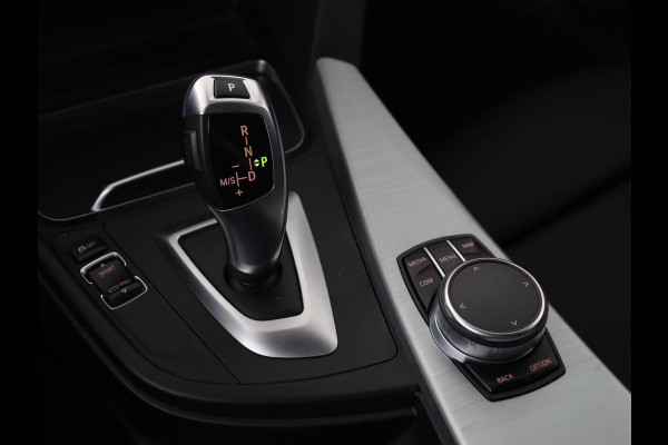 BMW 3 Serie 318i Executive | Sport Line | Full LED | Navigatie | Sportstoelen | Climate control | Parkeerhulp | Bluetooth | Cruise control | Bluetooth