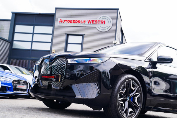 BMW iX XDrive50 Business Edition Plus 112 kWh | 3D Camera | Massage | Headup