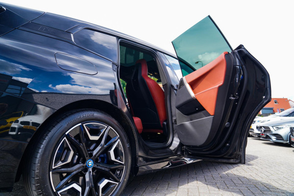 BMW iX XDrive50 Business Edition Plus 112 kWh | 3D Camera | Massage | Headup