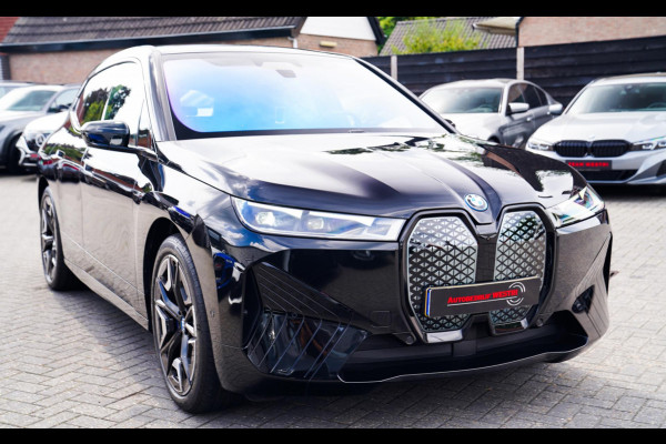 BMW iX XDrive50 Business Edition Plus 112 kWh | 3D Camera | Massage | Headup
