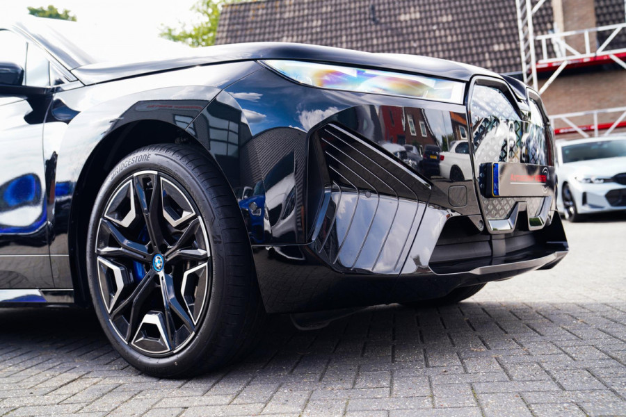 BMW iX XDrive50 Business Edition Plus 112 kWh | 3D Camera | Massage | Headup