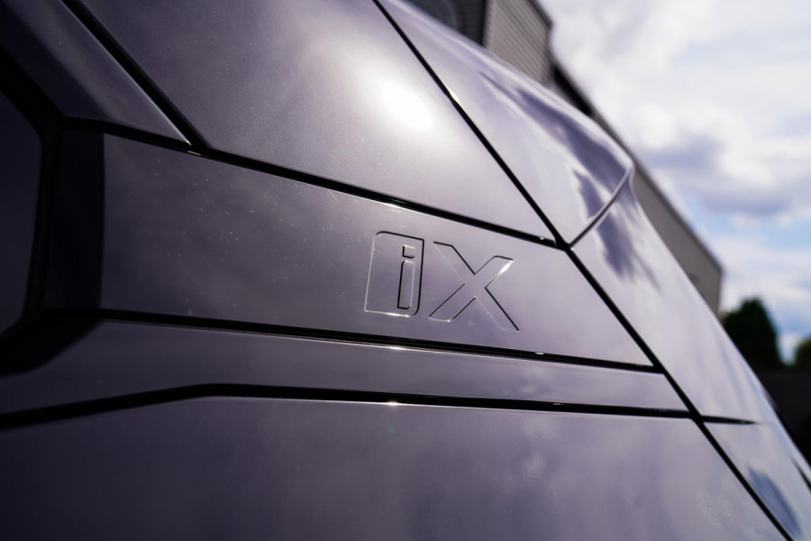 BMW iX XDrive50 Business Edition Plus 112 kWh | 3D Camera | Massage | Headup