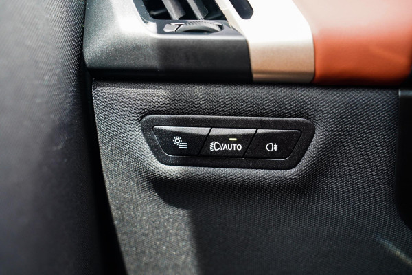 BMW iX XDrive50 Business Edition Plus 112 kWh | 3D Camera | Massage | Headup