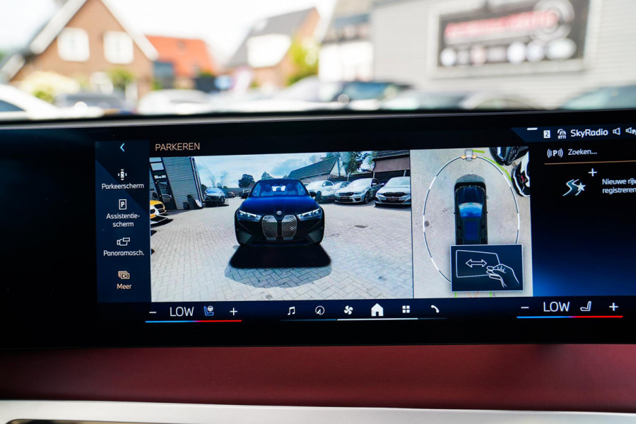 BMW iX XDrive50 Business Edition Plus 112 kWh | 3D Camera | Massage | Headup