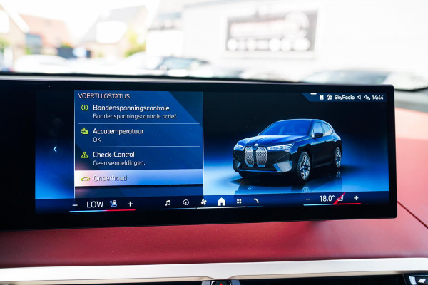 BMW iX XDrive50 Business Edition Plus 112 kWh | 3D Camera | Massage | Headup